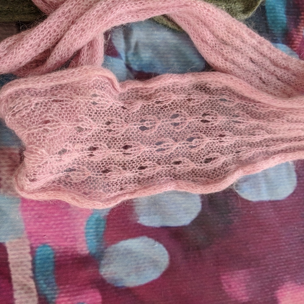 Three (3) Scarves - Picture 5 of 7